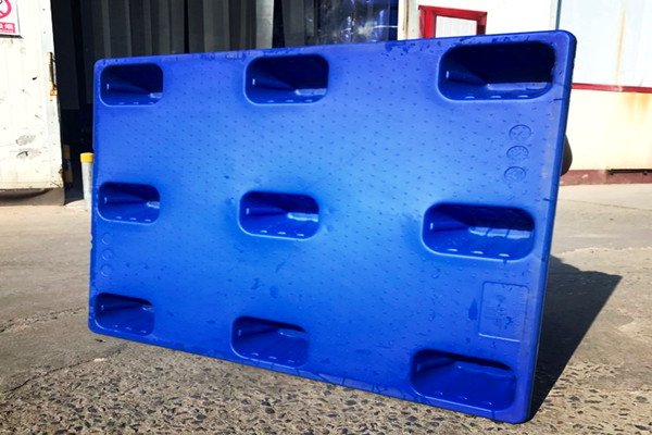 立體庫塑料托盤生產(chǎn)的數(shù)量有多少？平時的訂單多不多？